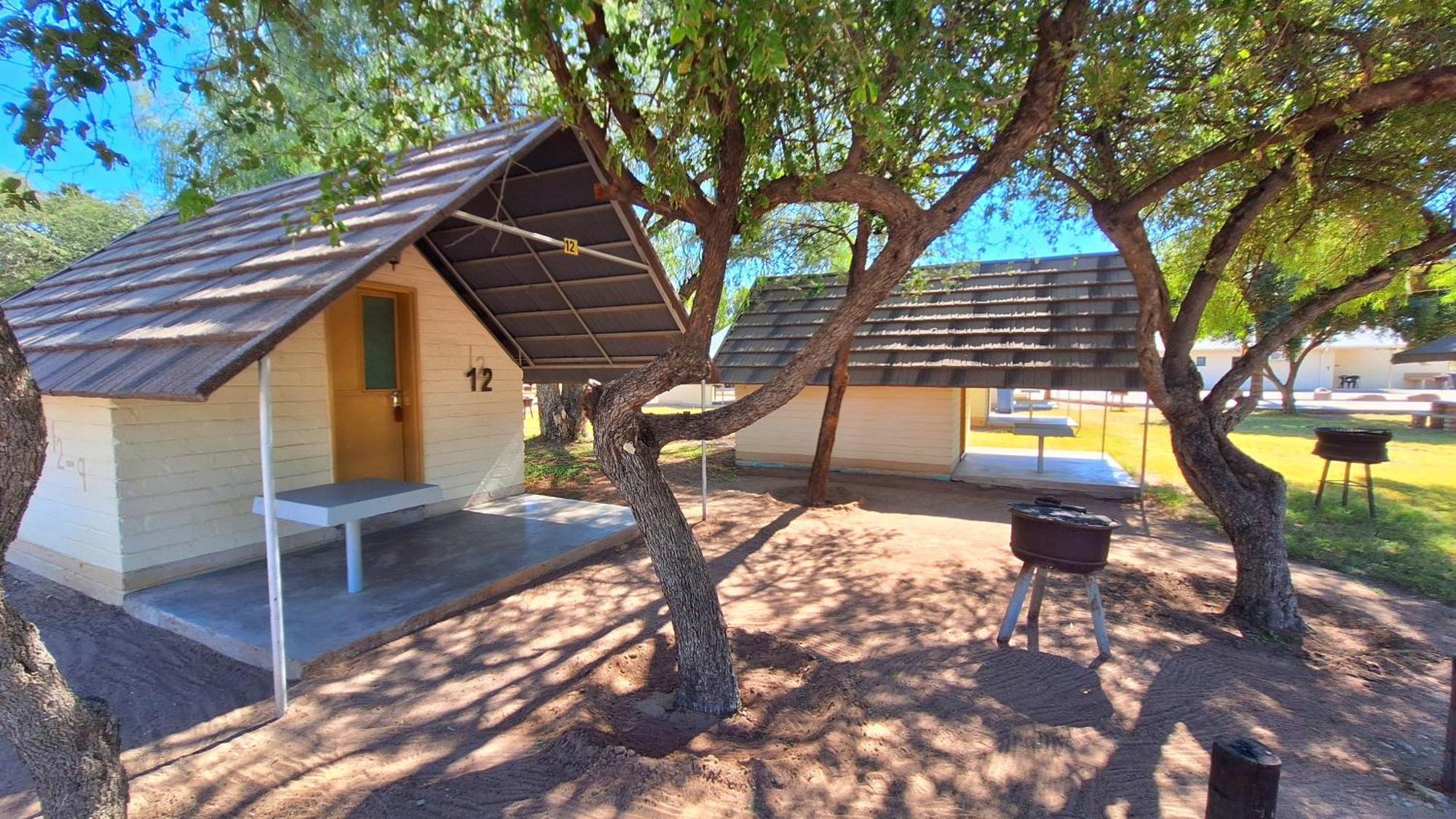 Ferienwohnung East Gate Rest Camp Buitepos Exterior foto